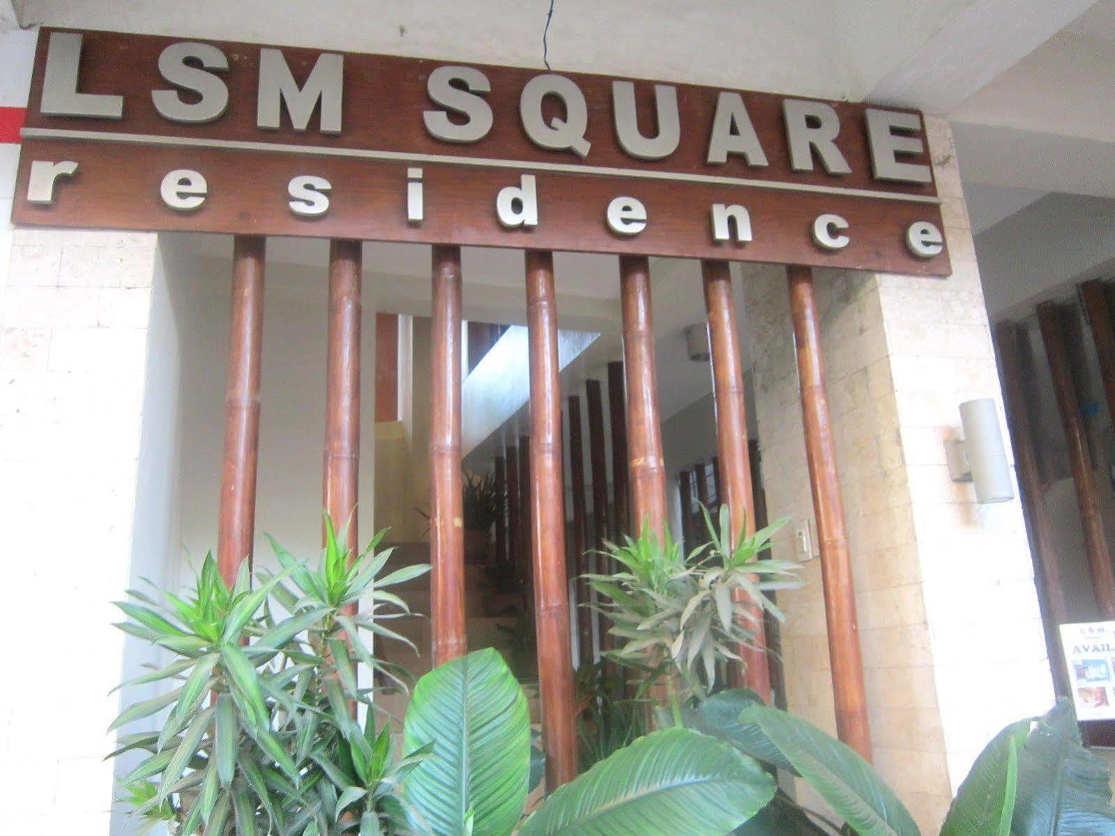 Lsm Square Residences Balabag  Екстер'єр фото