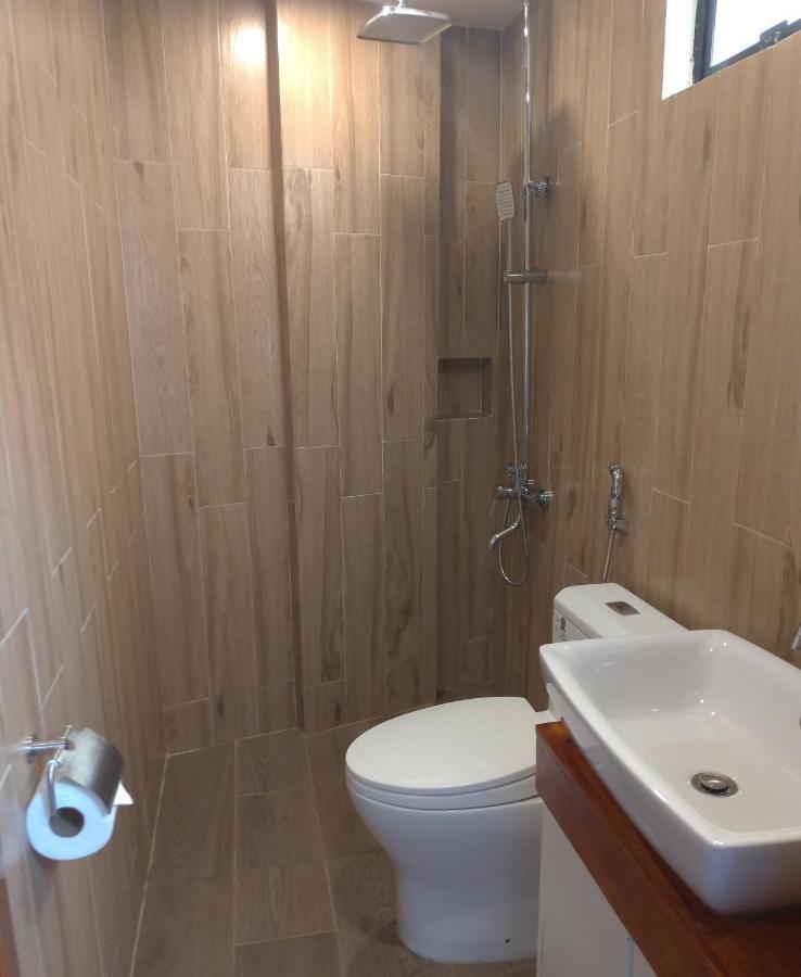 Lsm Square Residences Balabag  Екстер'єр фото